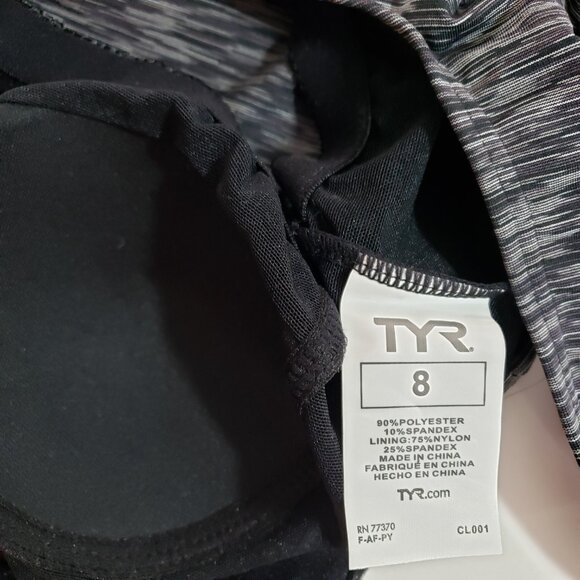 TYR Tankini Swim Top 8 Black Gray Lightly Padded Cups, Like New - Picture 3 of 4